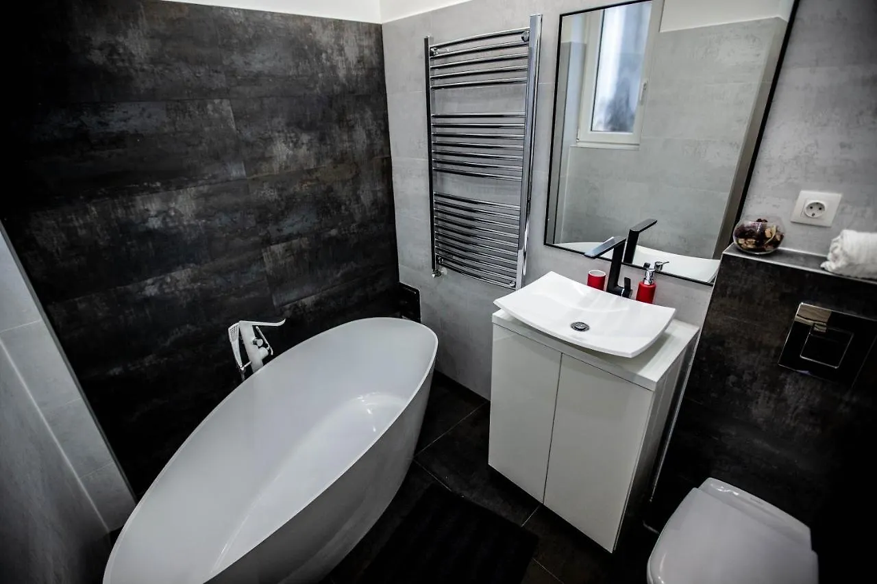 Luna Lux Residency 부다페스트 0*,